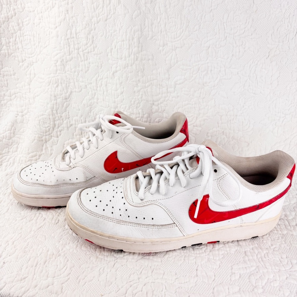 Nike Court Vision Low Top Casual Mens White & Red Sneakers Swosh on Swosh 10.5
